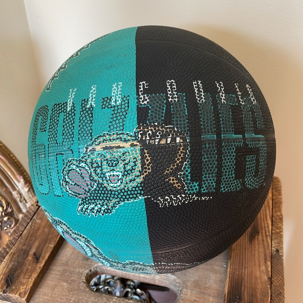 1994 Grizzlies Basketball‎